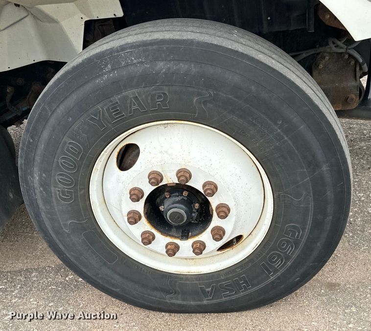 image for item NV9169 2008 International 7400 SFA dump truck