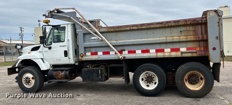 image for item NV9170 2010 International  7500 SFA dump truck