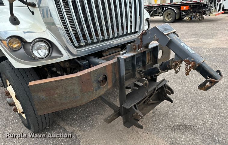 image for item NV9170 2010 International  7500 SFA dump truck