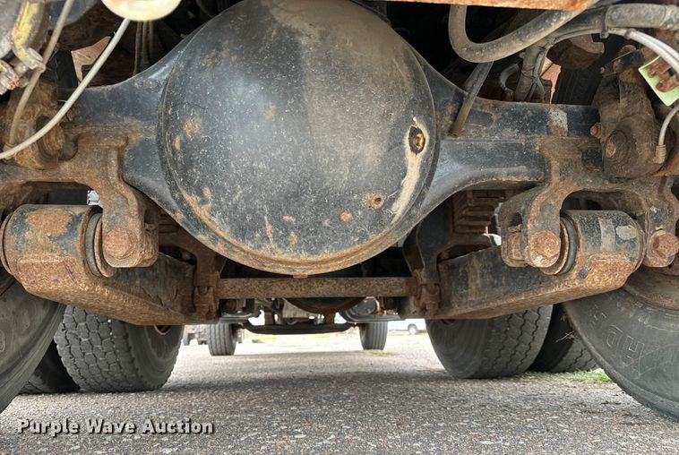 image for item NV9170 2010 International  7500 SFA dump truck