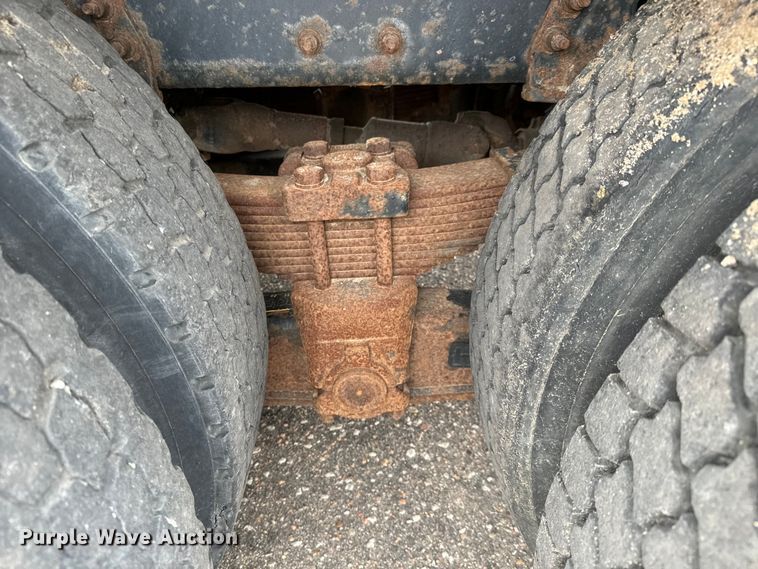 image for item NV9170 2010 International  7500 SFA dump truck