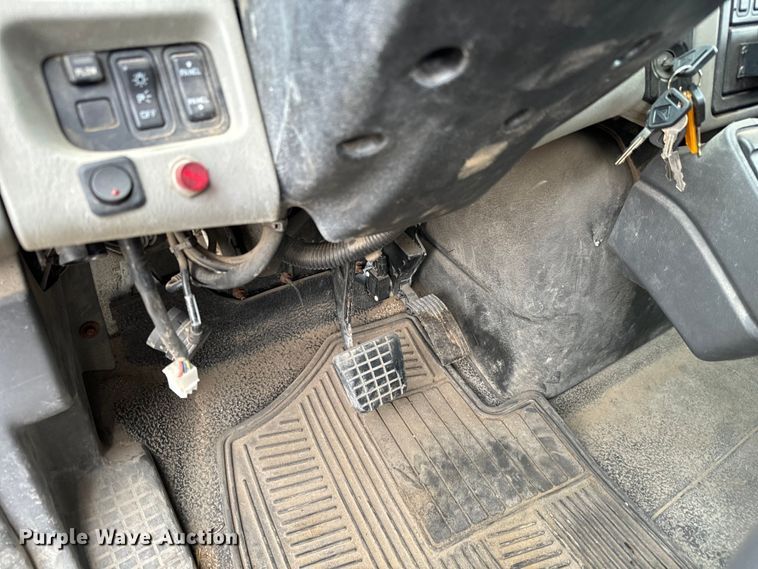 image for item NV9170 2010 International  7500 SFA dump truck