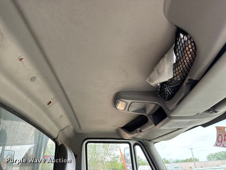 image for item NV9170 2010 International  7500 SFA dump truck