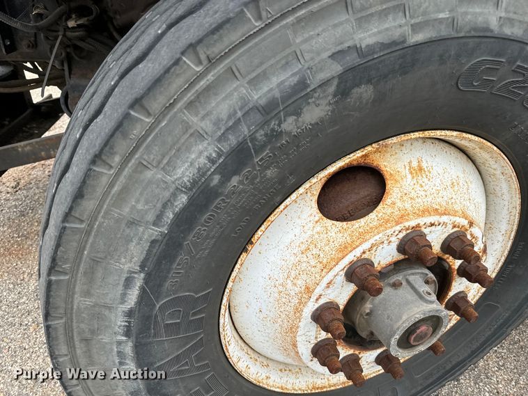 image for item NV9170 2010 International  7500 SFA dump truck