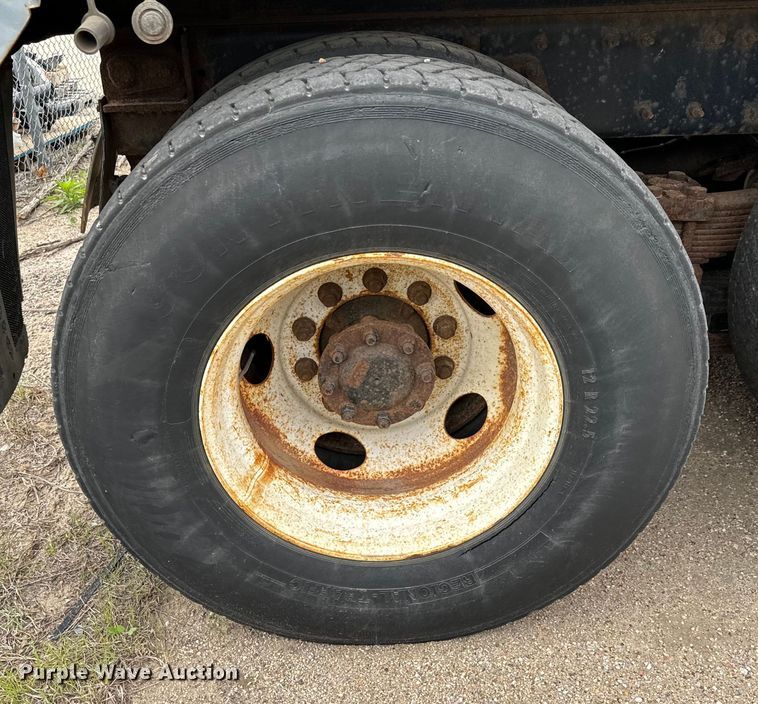 image for item NV9170 2010 International  7500 SFA dump truck