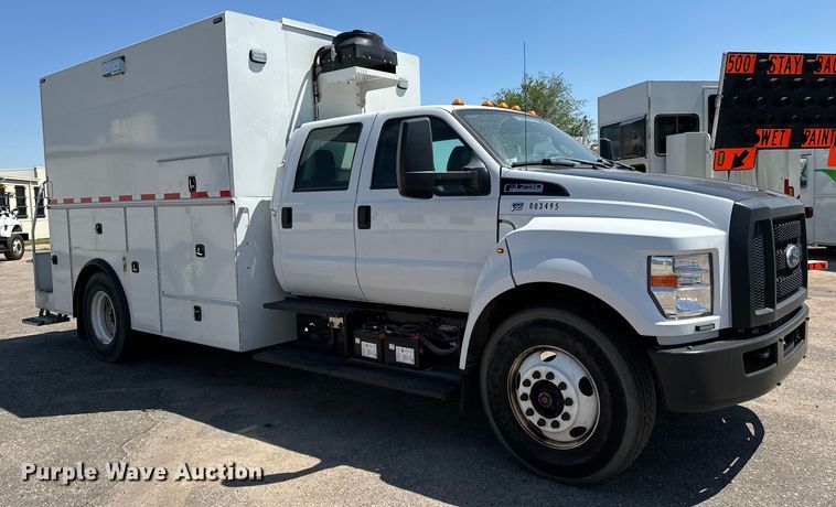 image for item NV9171 2017 Ford F750 Super Duty utility / service truck