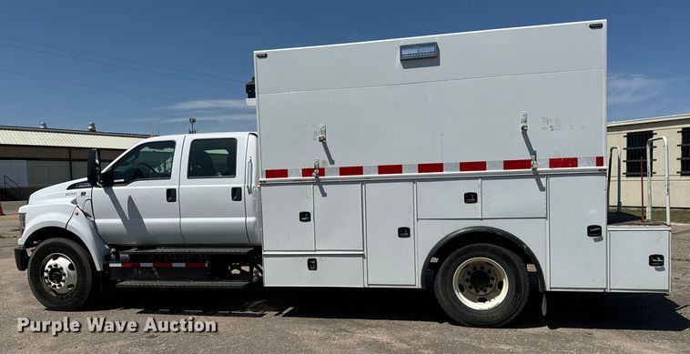 image for item NV9171 2017 Ford F750 Super Duty utility / service truck