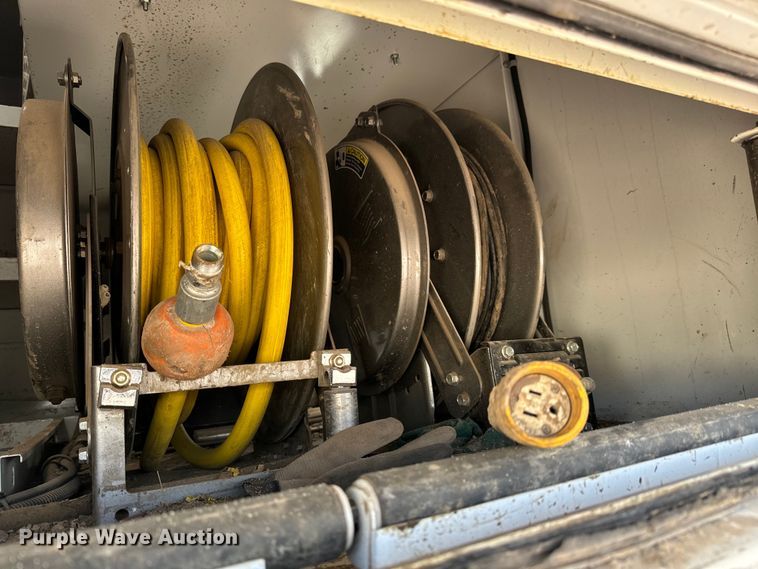 image for item NV9171 2017 Ford F750 Super Duty utility / service truck