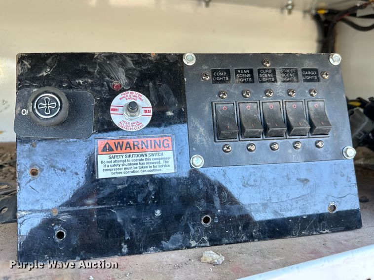 image for item NV9171 2017 Ford F750 Super Duty utility / service truck