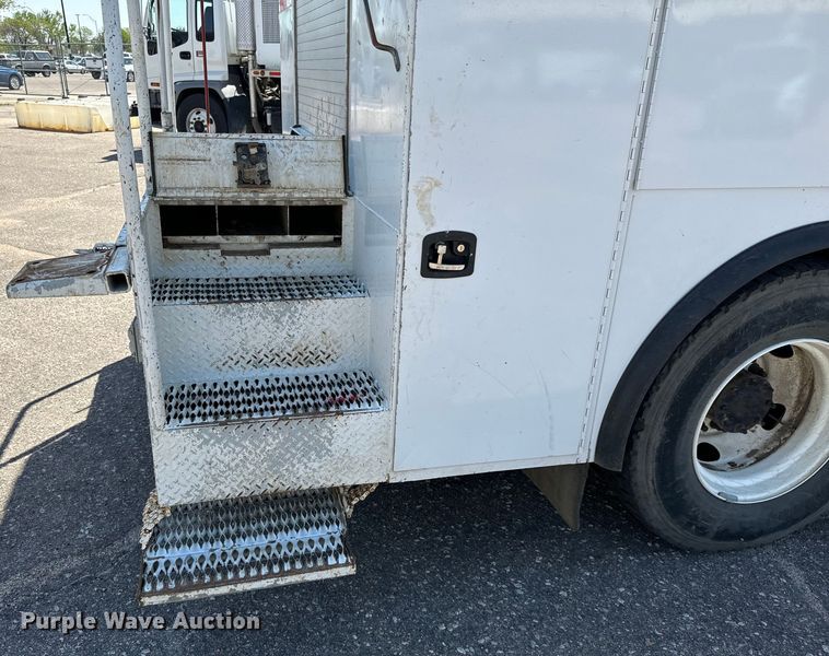 image for item NV9171 2017 Ford F750 Super Duty utility / service truck