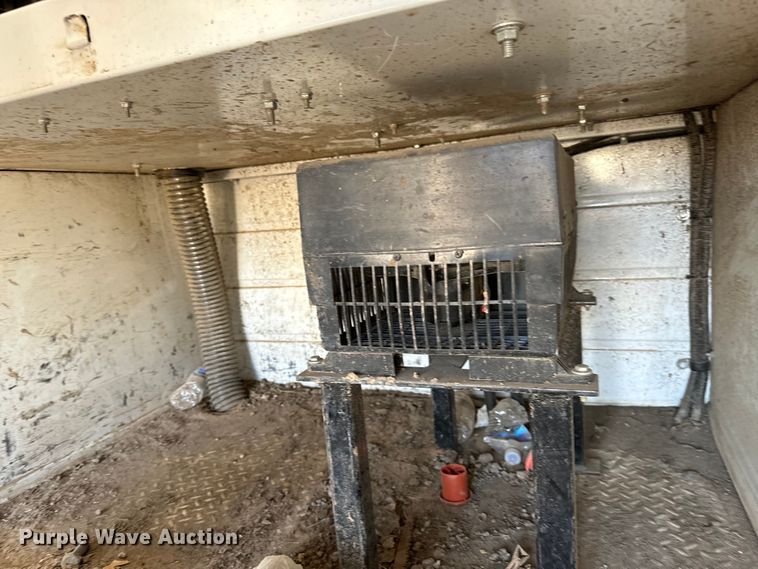 image for item NV9171 2017 Ford F750 Super Duty utility / service truck