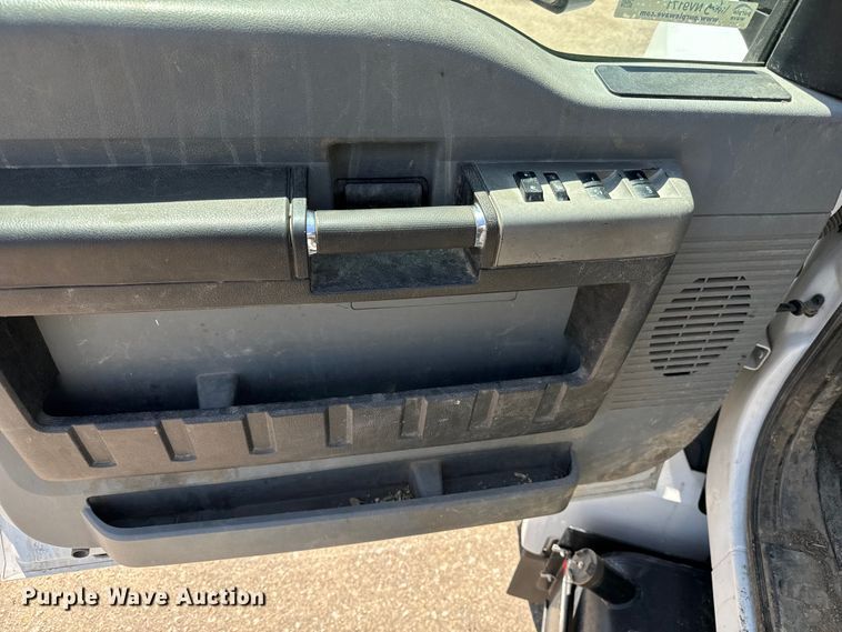 image for item NV9171 2017 Ford F750 Super Duty utility / service truck