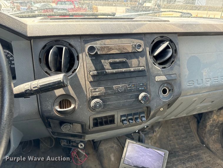 image for item NV9171 2017 Ford F750 Super Duty utility / service truck