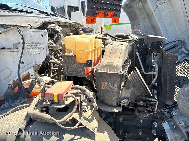 image for item NV9171 2017 Ford F750 Super Duty utility / service truck