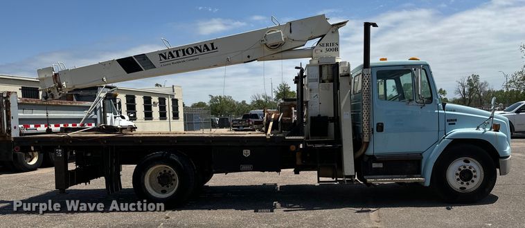 image for item NV9172 2001 Freightliner FL70 crane truck