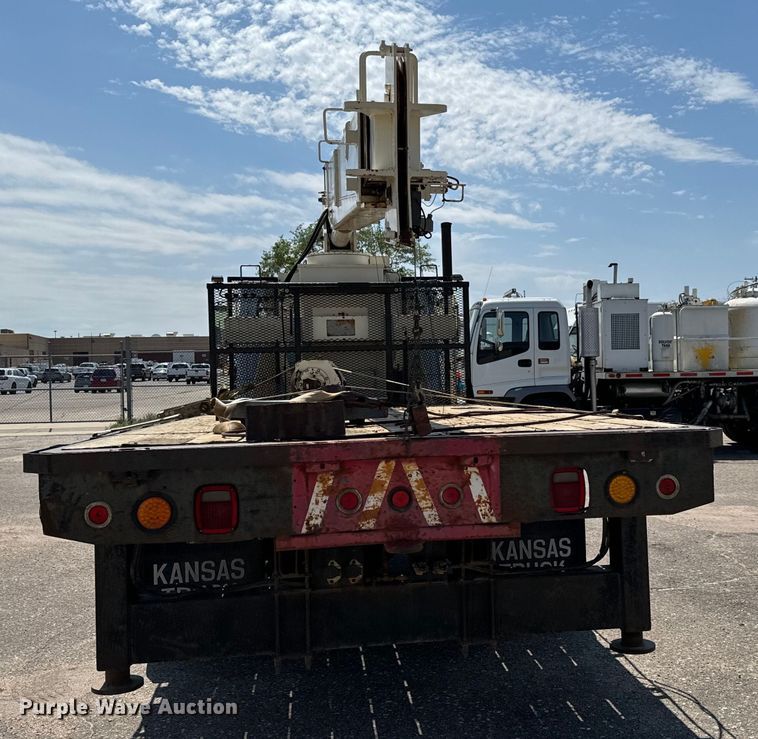 image for item NV9172 2001 Freightliner FL70 crane truck