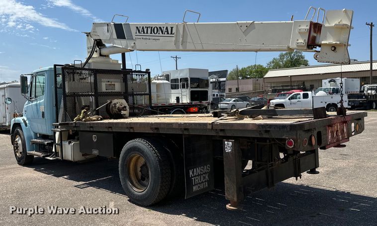 image for item NV9172 2001 Freightliner FL70 crane truck