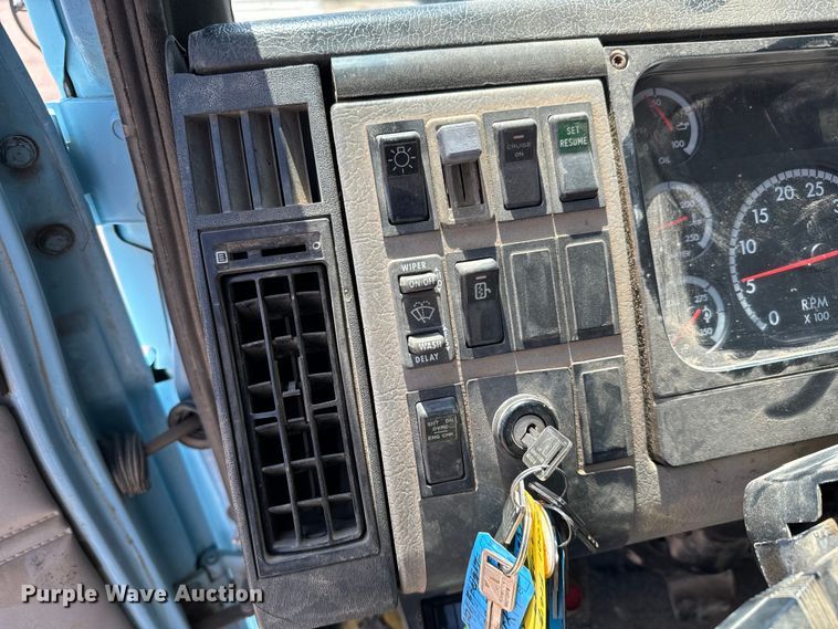 image for item NV9172 2001 Freightliner FL70 crane truck