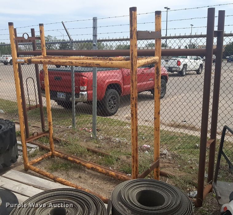 image for item NV9173 (2) tire racks