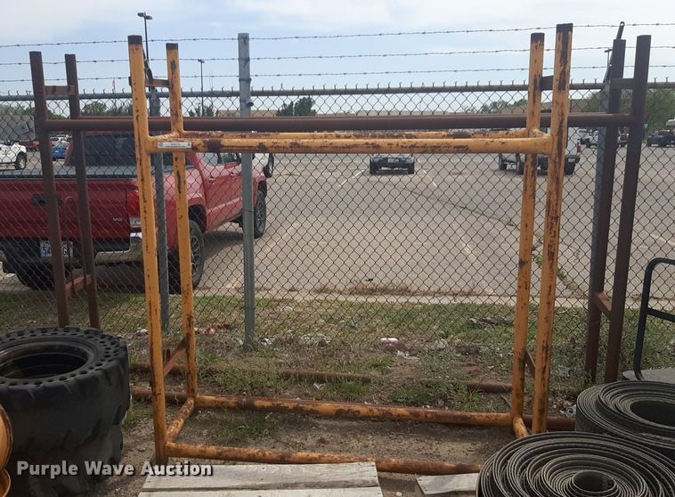 image for item NV9173 (2) tire racks