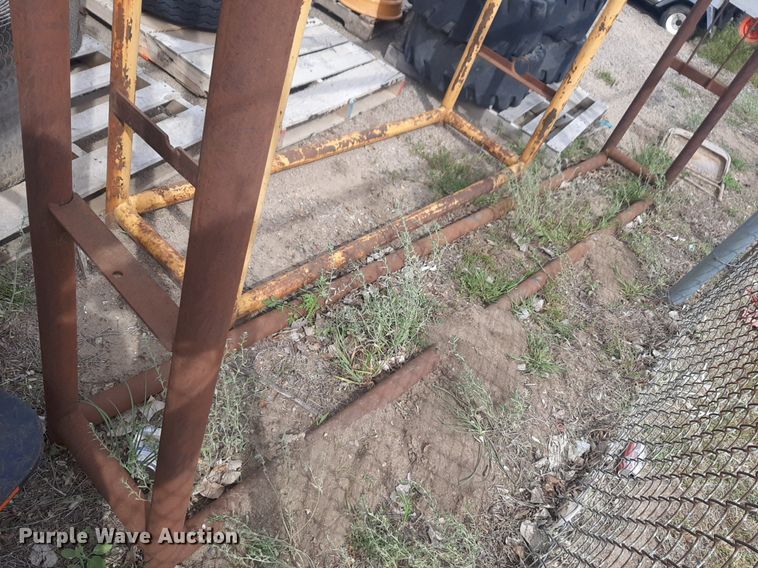 image for item NV9173 (2) tire racks