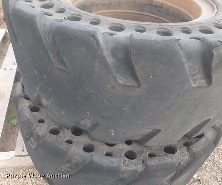 image for item NV9176 Skid steer tires and wheels