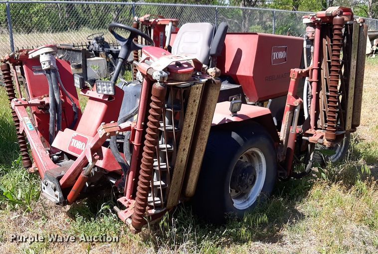 image for item NV9181 Toro Reelmaster 4000D reel mower