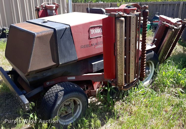 image for item NV9181 Toro Reelmaster 4000D reel mower