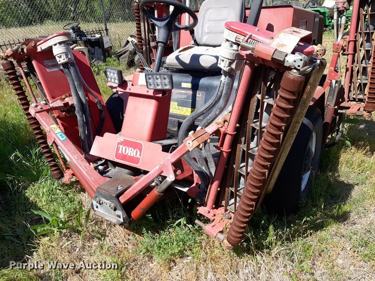 image for item NV9181 Toro Reelmaster 4000D reel mower