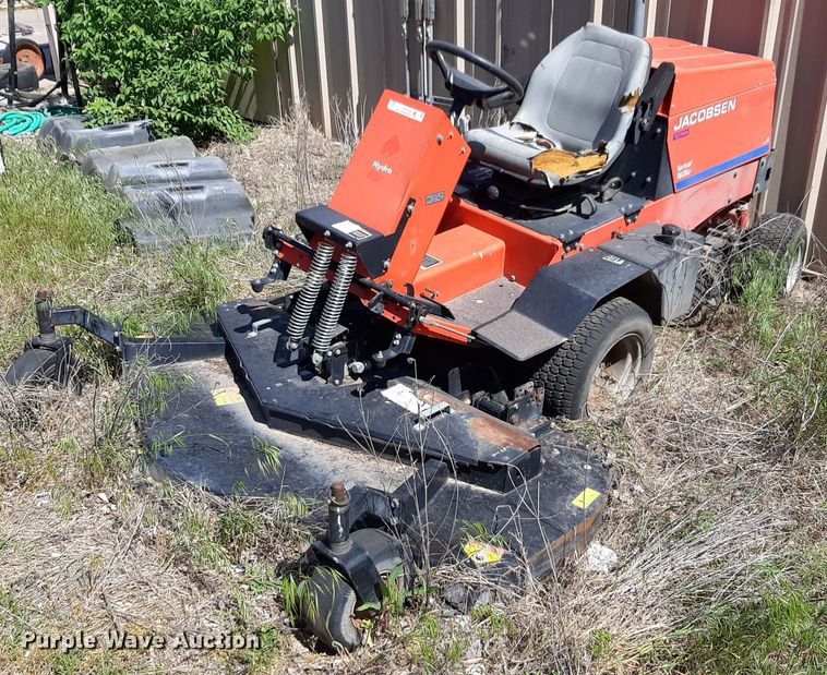image for item NV9182 Jacobsen  Turfcat T628D lawn mower