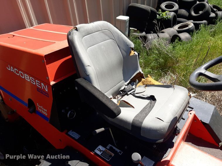 image for item NV9182 Jacobsen  Turfcat T628D lawn mower