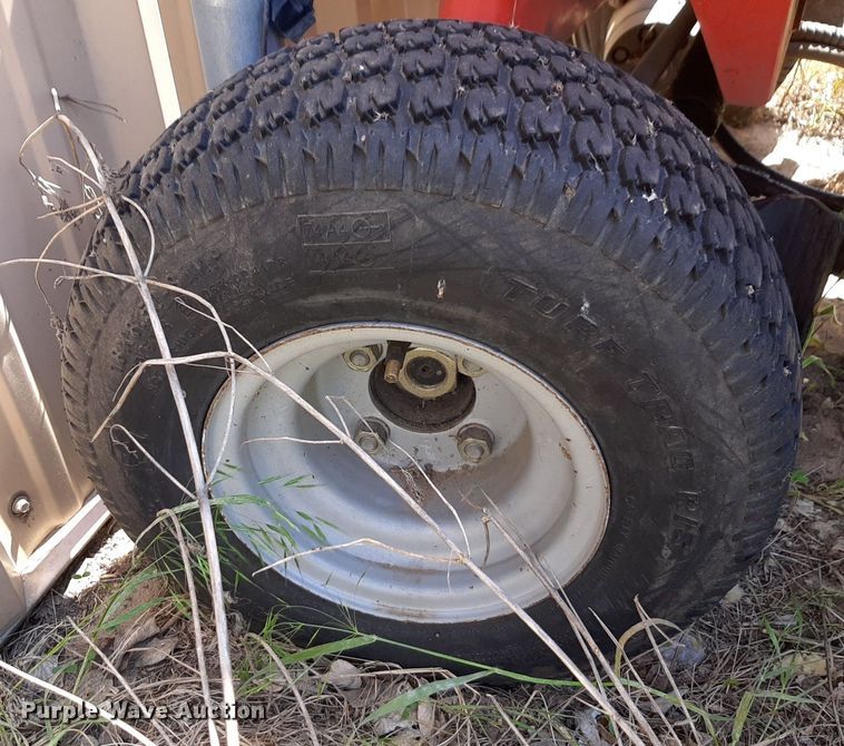 image for item NV9182 Jacobsen  Turfcat T628D lawn mower