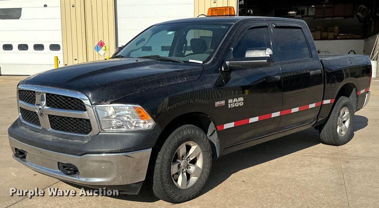 image for item NV9187 2017 Dodge Ram 1500 Crew Cab pickup truck