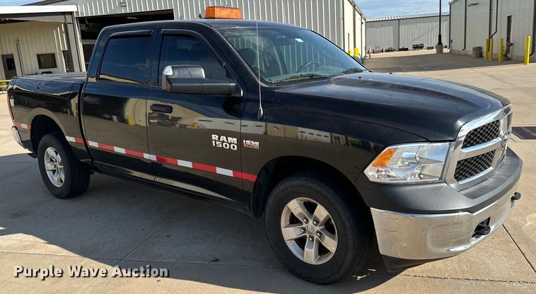 image for item NV9187 2017 Dodge Ram 1500 Crew Cab pickup truck