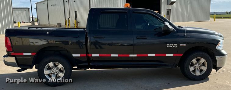 image for item NV9187 2017 Dodge Ram 1500 Crew Cab pickup truck
