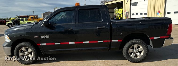 image for item NV9187 2017 Dodge Ram 1500 Crew Cab pickup truck