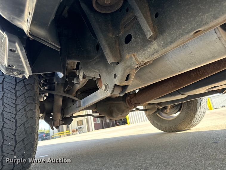 image for item NV9187 2017 Dodge Ram 1500 Crew Cab pickup truck