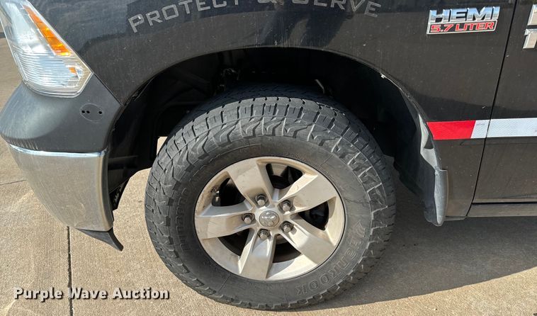 image for item NV9187 2017 Dodge Ram 1500 Crew Cab pickup truck