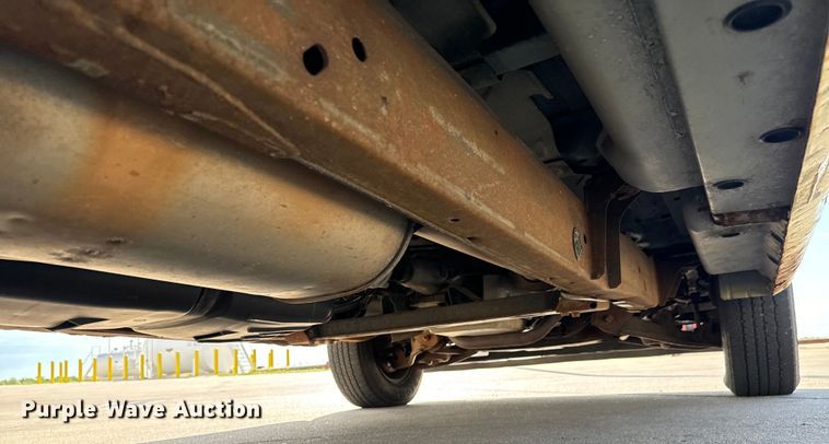 image for item NV9189 2002 Chevrolet  Express 2500 van