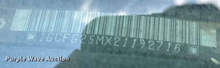 image for item NV9189 2002 Chevrolet  Express 2500 van