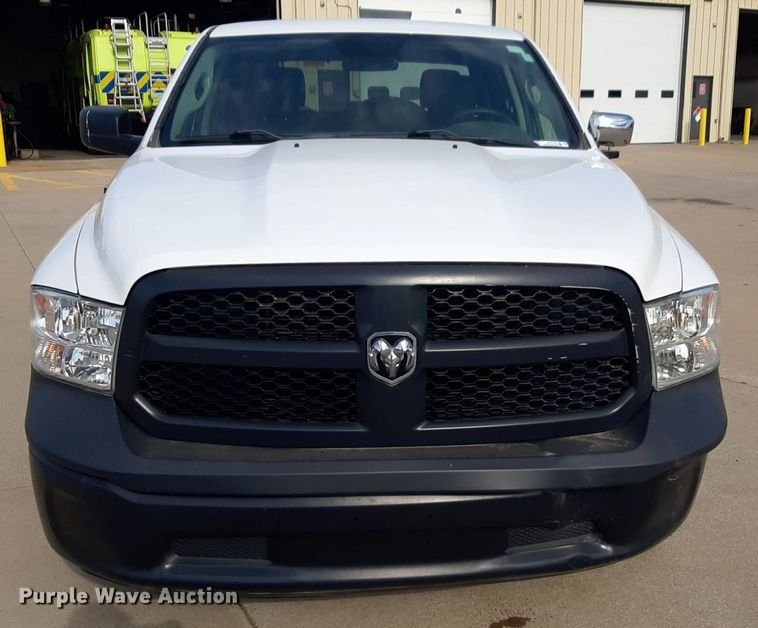 image for item NV9190 2017 Dodge Ram 1500 Crew Cab pickup truck