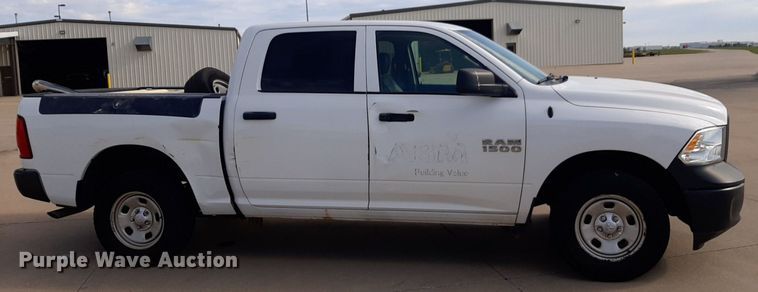 image for item NV9190 2017 Dodge Ram 1500 Crew Cab pickup truck