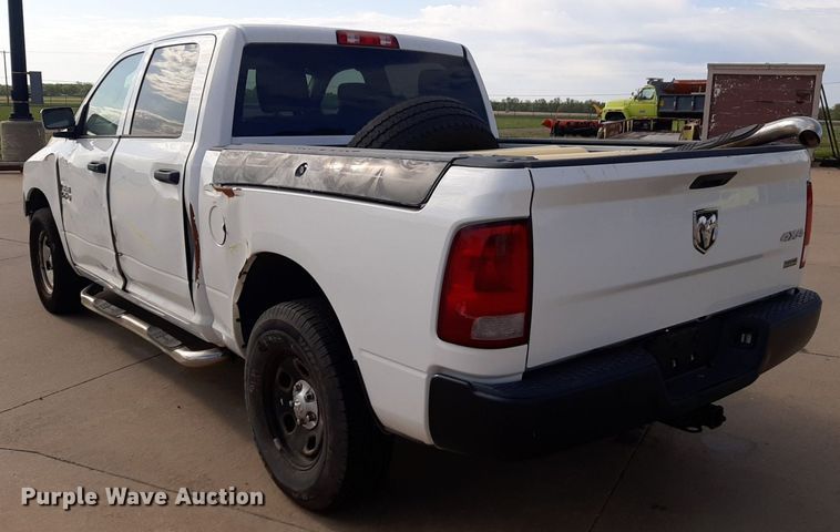 image for item NV9190 2017 Dodge Ram 1500 Crew Cab pickup truck