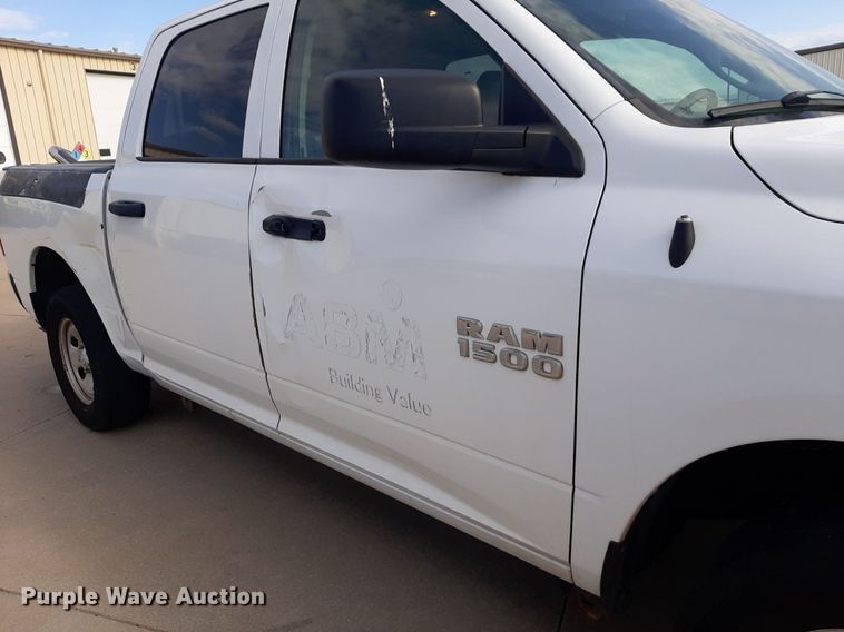 image for item NV9190 2017 Dodge Ram 1500 Crew Cab pickup truck