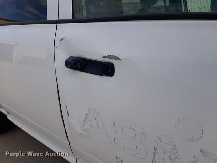 image for item NV9190 2017 Dodge Ram 1500 Crew Cab pickup truck