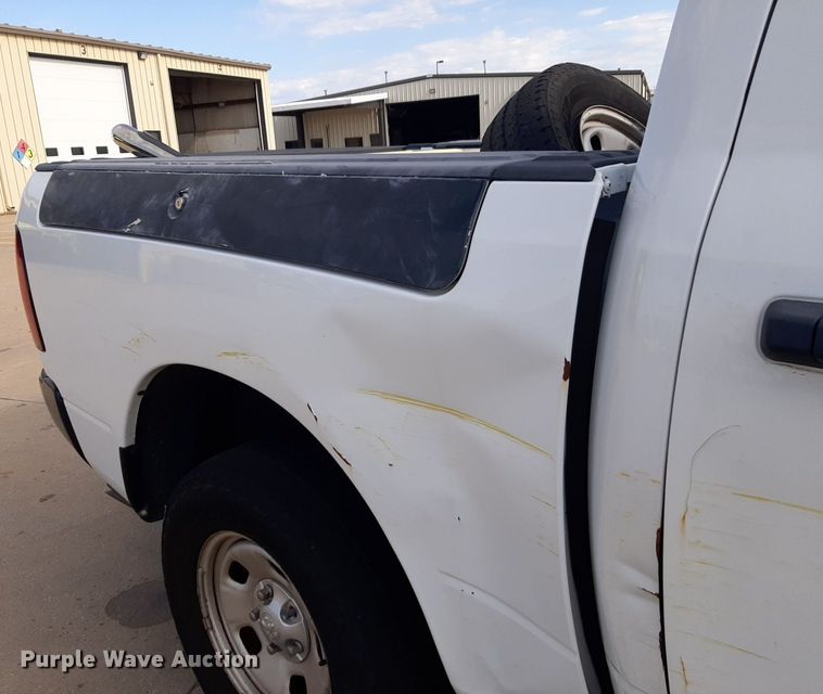 image for item NV9190 2017 Dodge Ram 1500 Crew Cab pickup truck