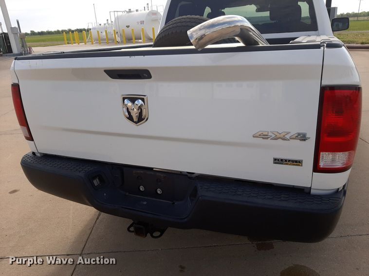 image for item NV9190 2017 Dodge Ram 1500 Crew Cab pickup truck