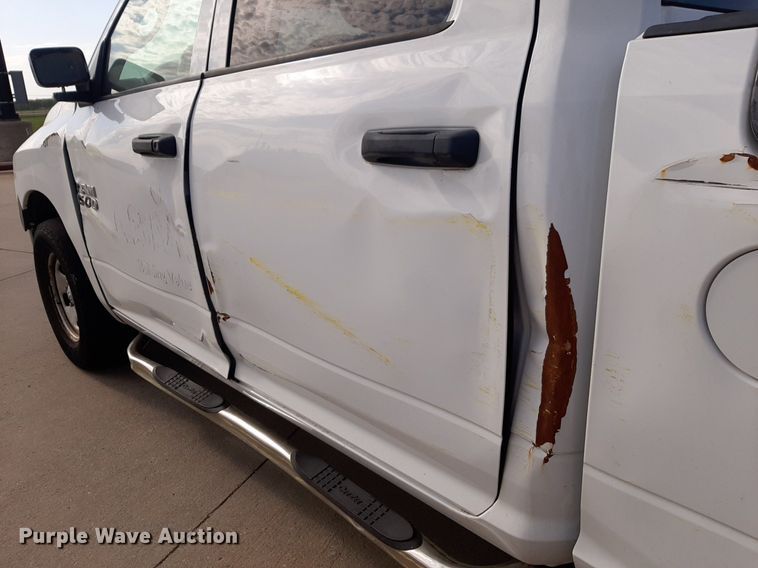 image for item NV9190 2017 Dodge Ram 1500 Crew Cab pickup truck