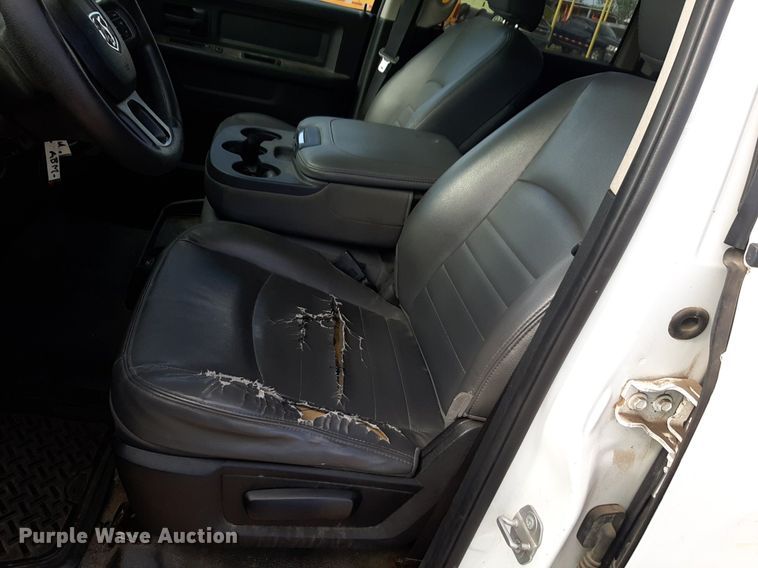 image for item NV9190 2017 Dodge Ram 1500 Crew Cab pickup truck