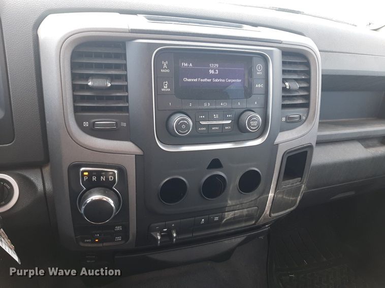 image for item NV9190 2017 Dodge Ram 1500 Crew Cab pickup truck